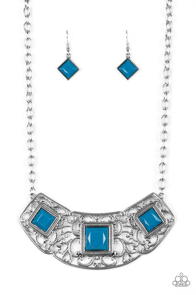 Feelin Inde-pendant Blue Necklace